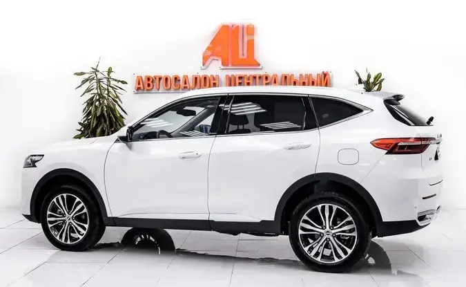 Haval F7