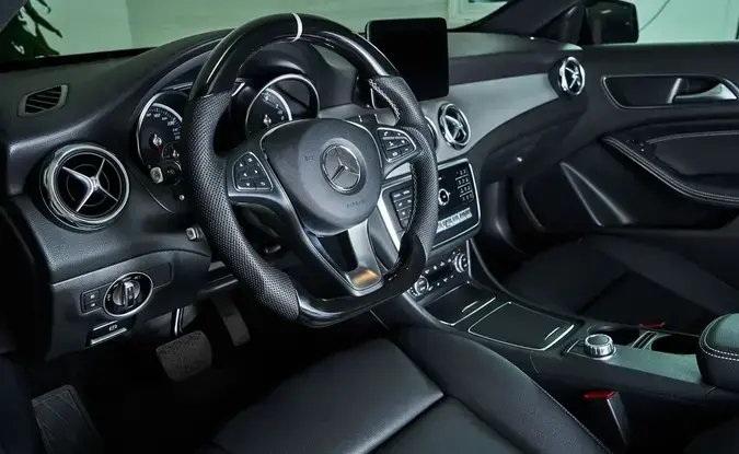 Mercedes benz GLA