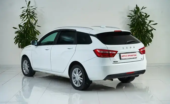Lada Vesta