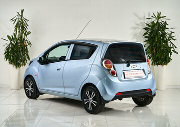 Chevrolet Spark Вид 4