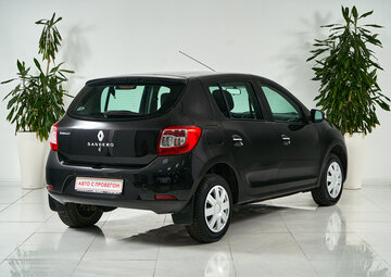 Renault Sandero Вид 4