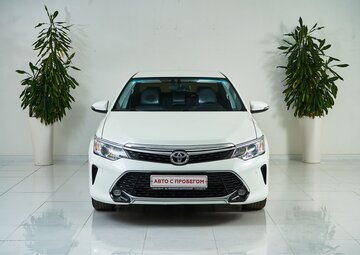 Toyota Camry Вид 2