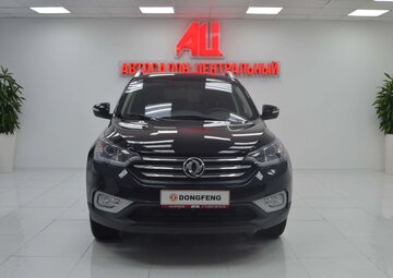 Dongfeng AX7 Вид 2