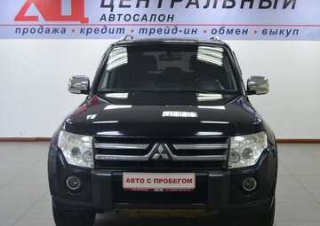 Mitsubishi Pajero Вид 2