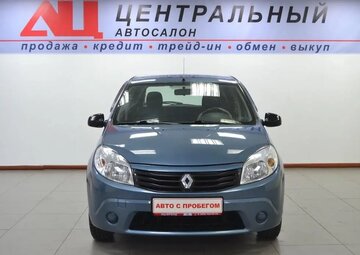 Renault Sandero Вид 2