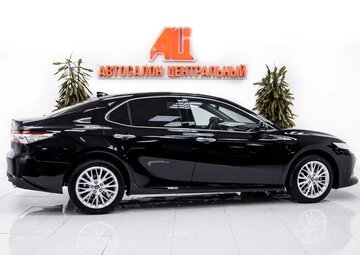 Toyota Camry Вид 4